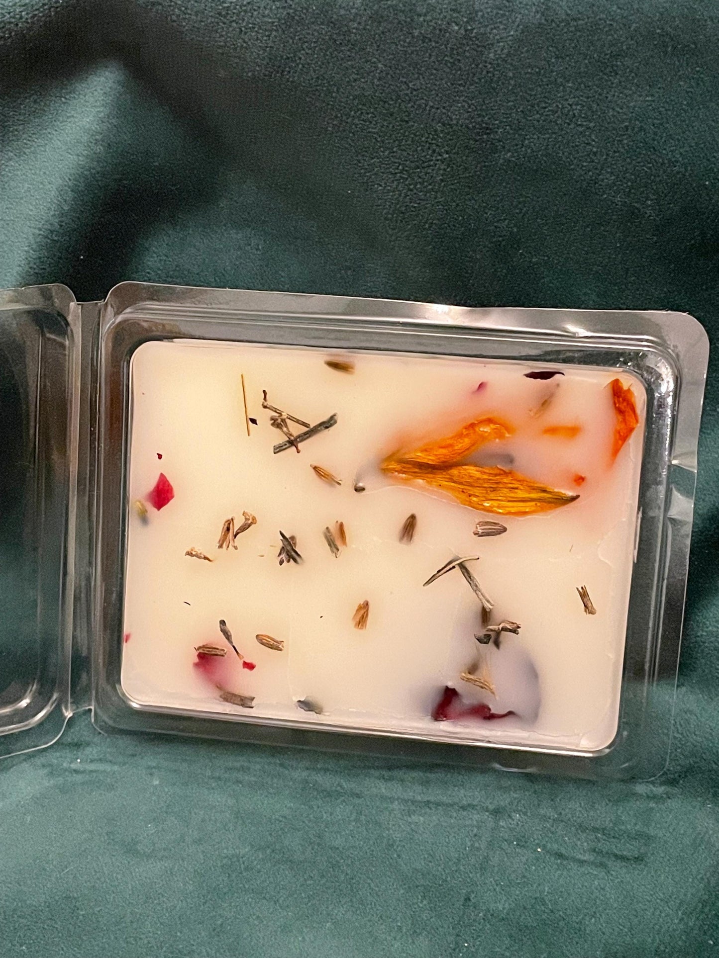 Love Spell || Soy Wax Melt || Vegan || Hand-Poured || WitchyWonders&Wares