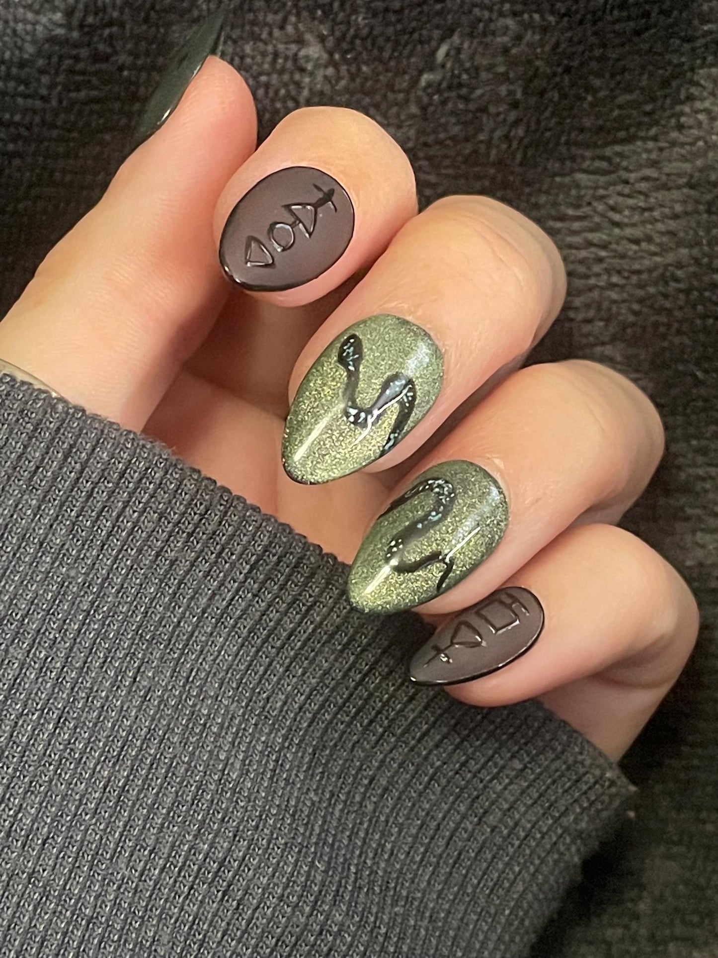Villain || Fandom Nails || Luxury Press On Nails | Reusable | Hand Painted | Made by WitchyWonders&Wares