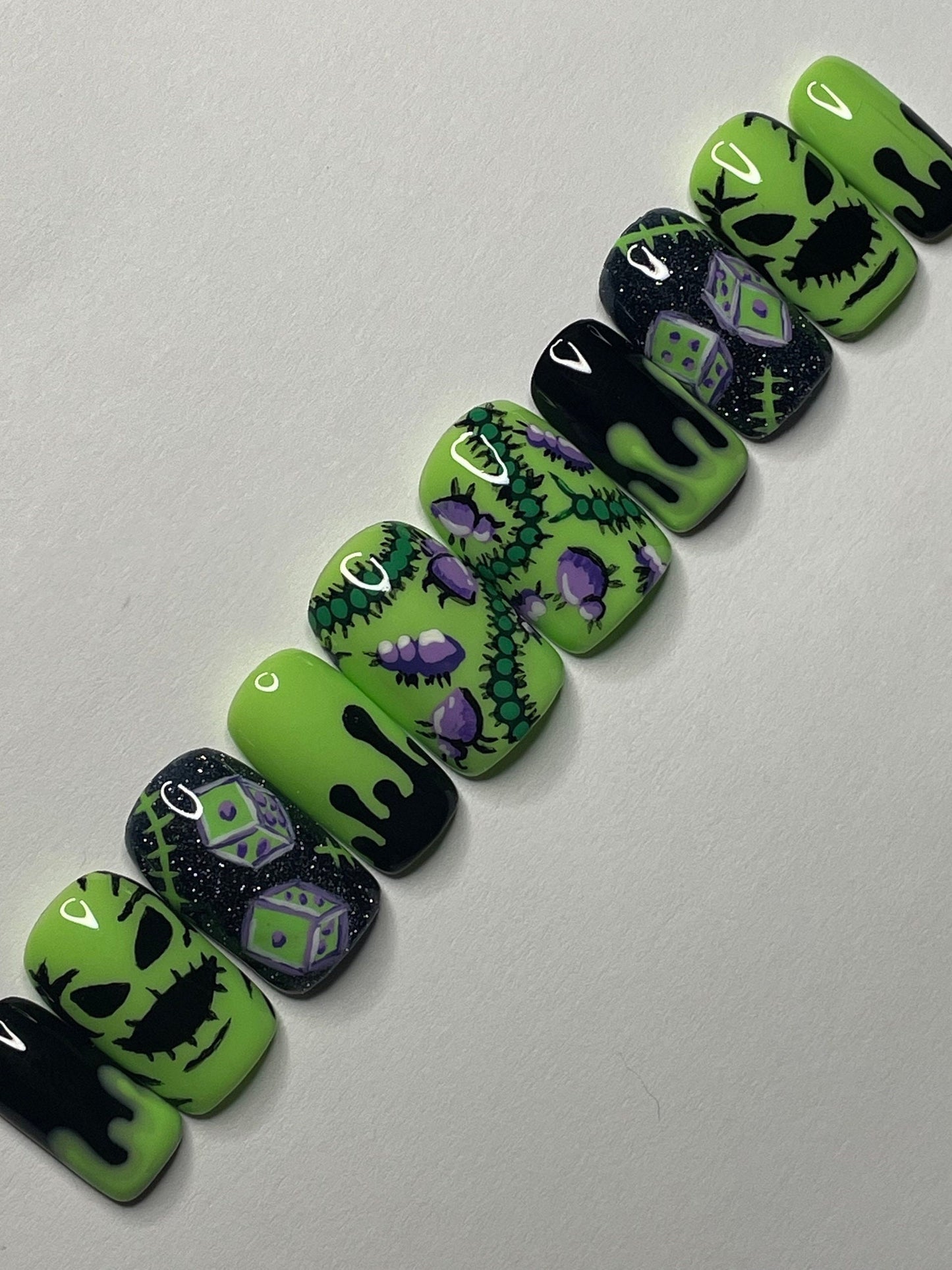 Oogie Boogie || Nightmare Before Xmas Nails || Luxury Press On Nails | Reusable | Hand Painted | Made by WitchyWonders&Wares