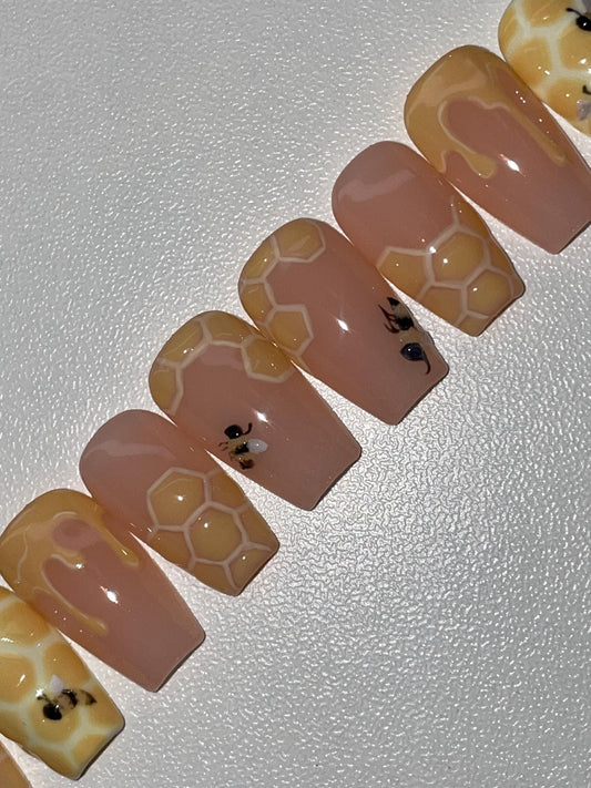 HoneyBee || Spring Nails || Luxury Press On Nails | Reusable | Hand Painted | Made by WitchyWonders&Wares