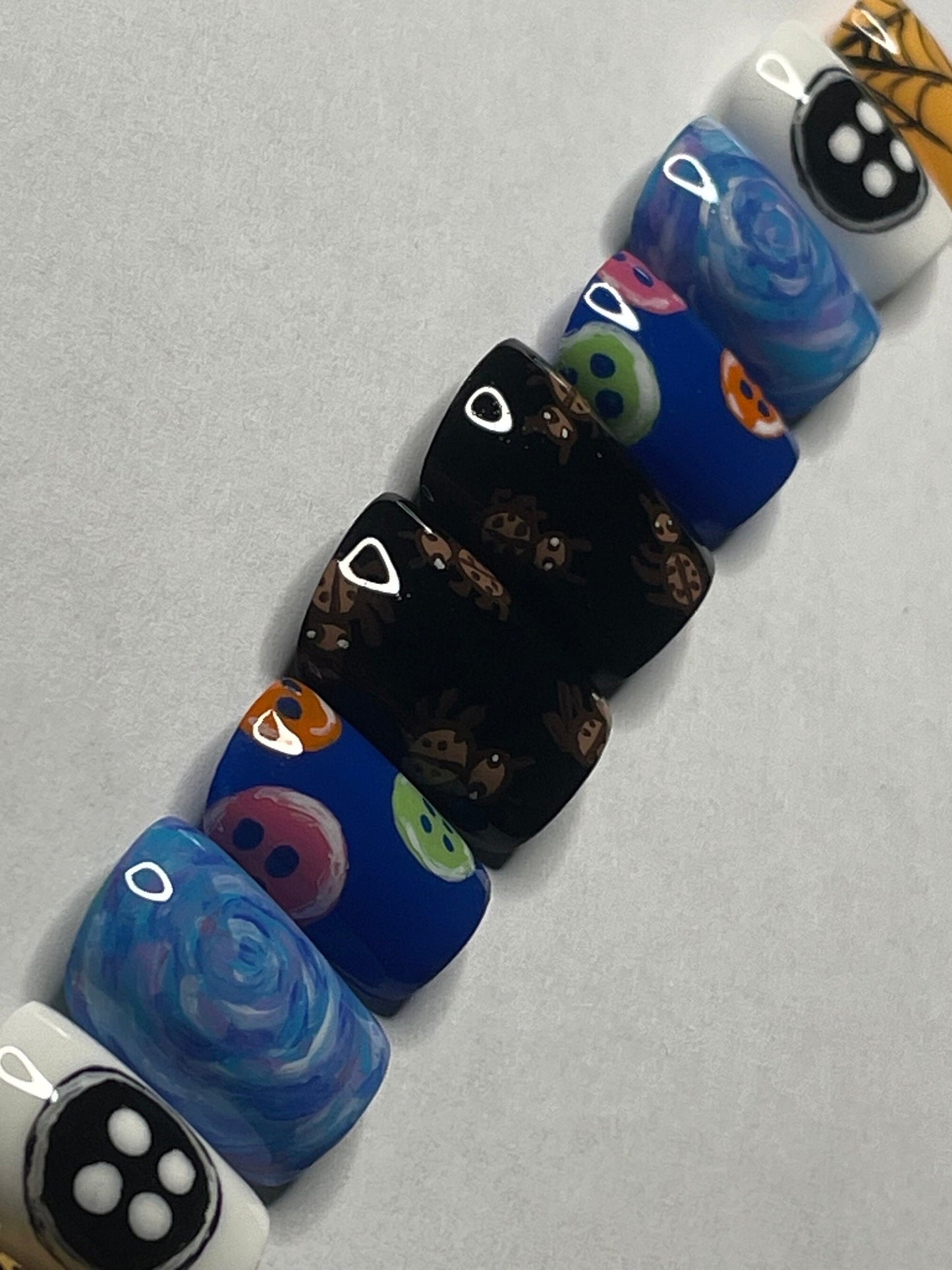Coraline || Fandom Nails || Luxury Press On Nails | Reusable | Hand Painted | Made by WitchyWonders&Wares